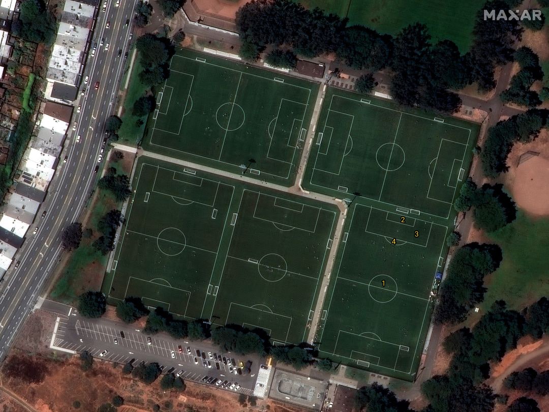 Citra Satelit WorldView Legion Crocker Amazon Soccer Fields Citra Satelit WorldView Legion Crocker Amazon Soccer Fields