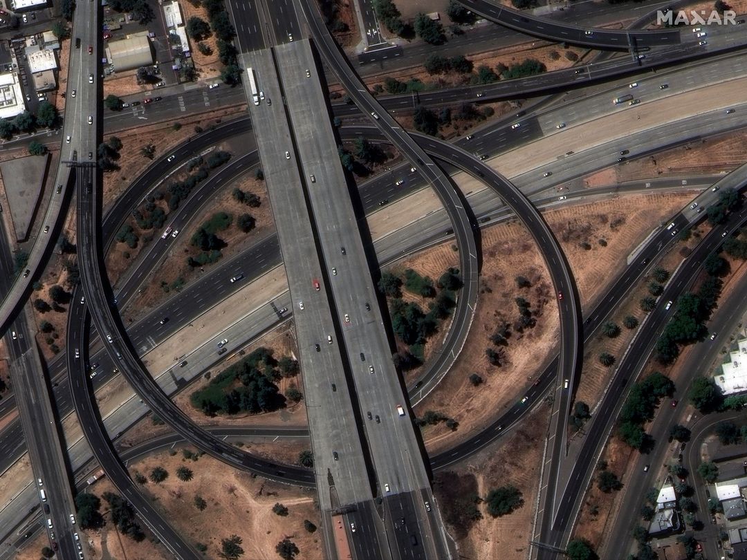 Citra Satelit WorldView Legion Jalan Bebas Hambatan di Sacramento Citra Satelit WorldView Legion Jalan Bebas Hambatan di Sacramento