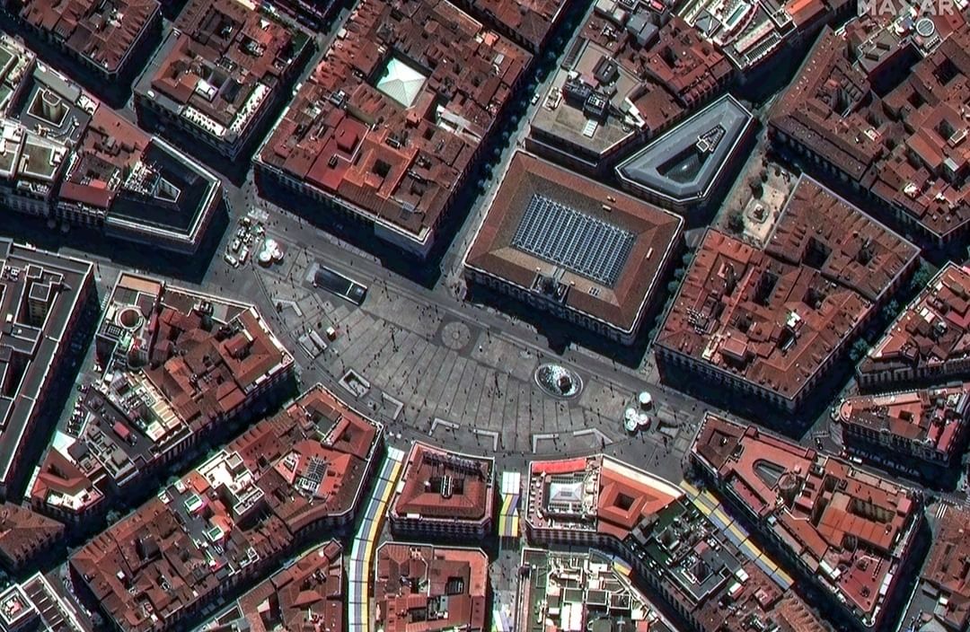 Citra Satelit WorldView Legion di wilayah Kota Madrid